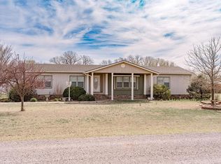 17306 E 1130th Rd, Sweetwater, OK 73666