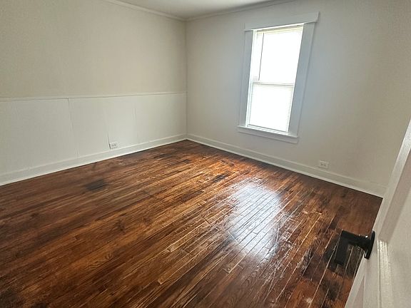 5th image of 203 Emma Jean Montgomery St