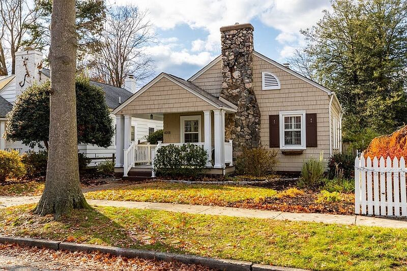 1st image of 4018 Newport Dr