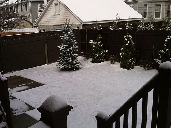 4th image of 510 Beach 133 St