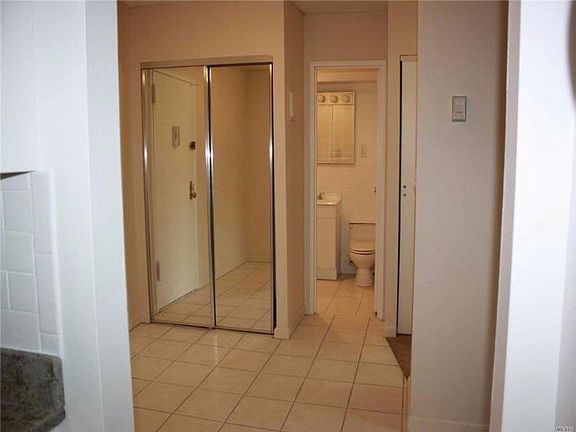 4th image of 22 N Forest Ave APT 3F