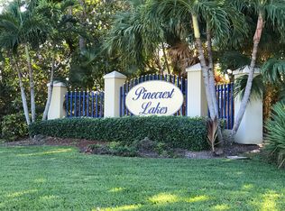 420 NE Town Ter, Jensen Beach, FL 34957