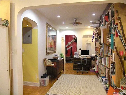 Rented by Winzone Realty Inc | media 25