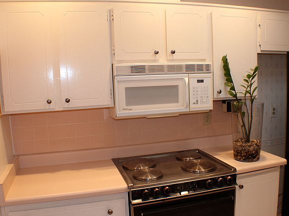2nd image of 13805 N 111th Ave