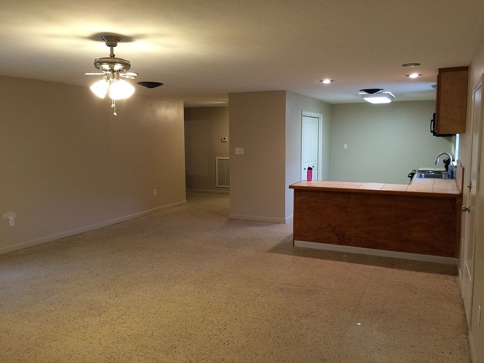 1st image of 409 N Wilson St