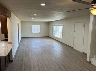 2225 Hixon Dr, Las Cruces, NM 88005