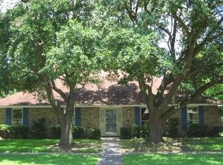 11061 Major Oak Dr, Baton Rouge, LA 70815