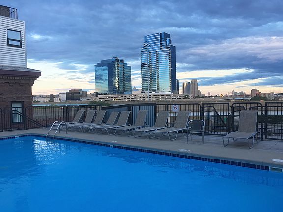 5th image of 600 Broadway Ave NW APT 403