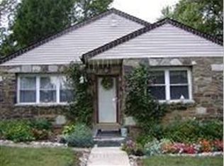 11722 Banes St, Philadelphia, PA 19116