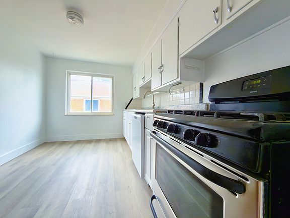 5th image of 14330 Lakewood Heights Blvd #Up