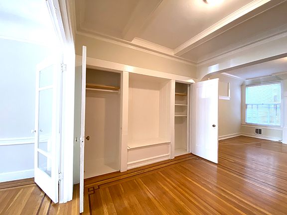 4th image of 1449 Washington St APT 1