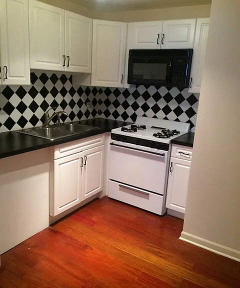 7642 S Exchange Ave #5 — Photo 1