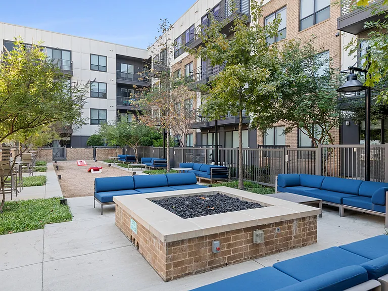 Outdoor Lounge with Firepit
