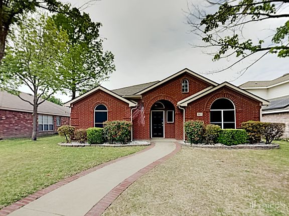 2nd image of 2611 Crosscreek Ln