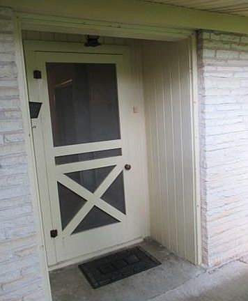 4th image of 1417 Larkwood Dr