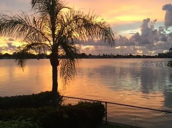 210 Palm Is SW, Clearwater, FL 33767