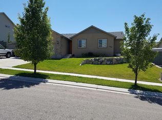 1968 E Sycamore Dr, Eagle Mountain, UT 84005