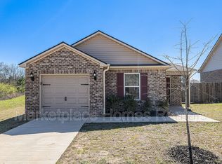 715 The Heights Ln, Calera, AL 35040