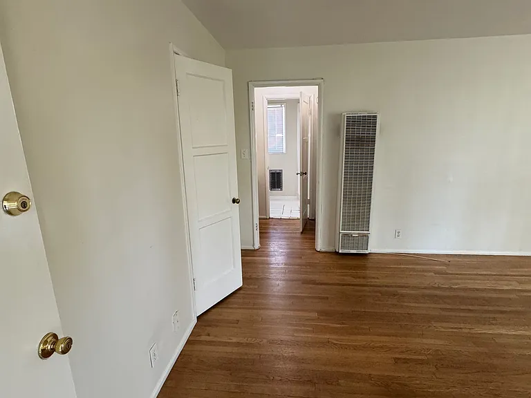 1114 Fremont Ave #D — Photo 2