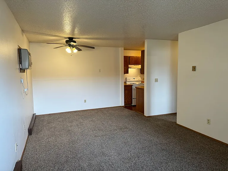 Gatewood Apartments — Photo 39