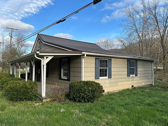 4th image of 3368 Big Run Rd