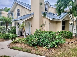 702 Bradford Ct, Boynton Beach, FL 33436
