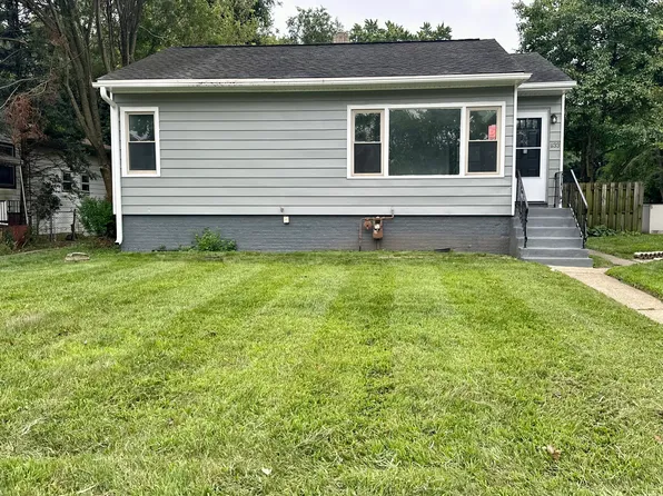 1133 156th Pl, Calumet City, IL 60409