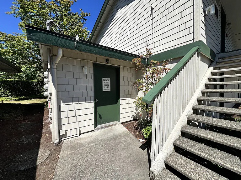 Greenfield Apartments — Photo 16