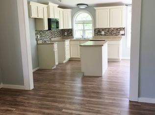 204 E Plattin St, De Soto, MO 63020