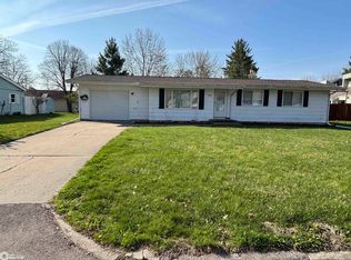 1006 Grand Park Dr, Fairfield, IA