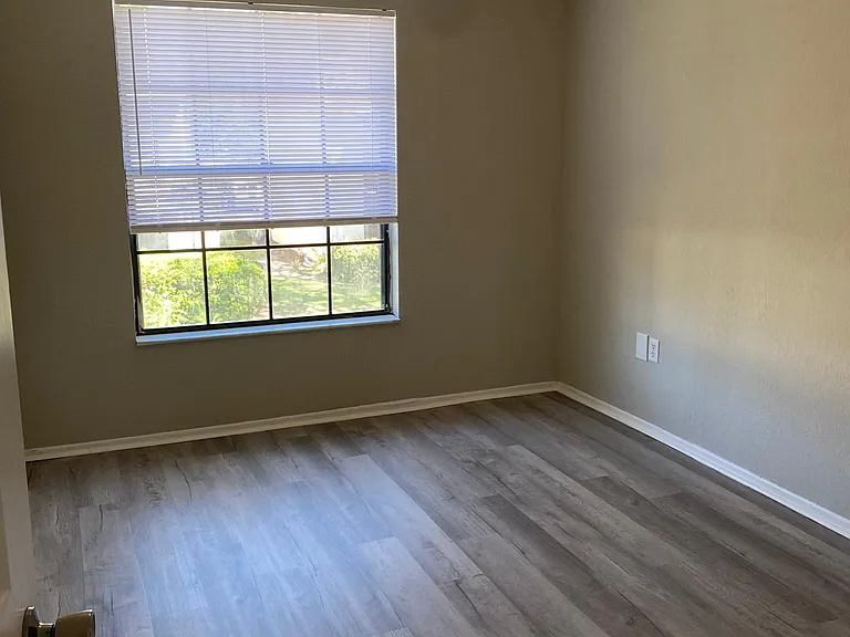 6035 Village Cir #6035 — Photo 13