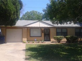 949 Bluewood Dr, Dallas, TX 75232