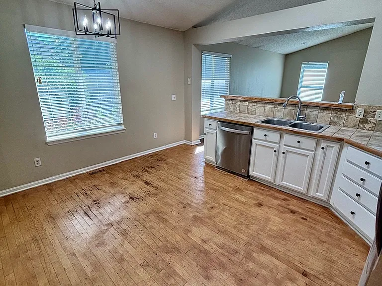 10106 Savannah Sparrow Way — Photo 7