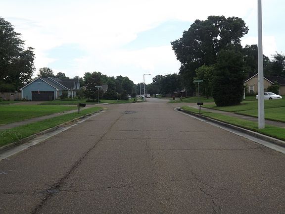 4th image of 2464 Morning Vista Dr