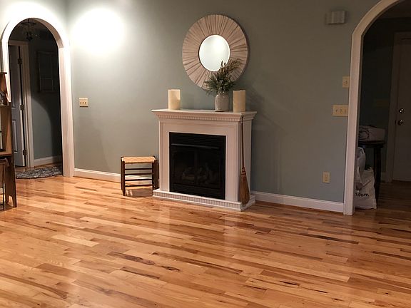 Living room fireplace 