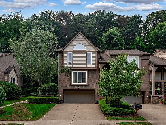 2nd image of 2217 Huntington Ct