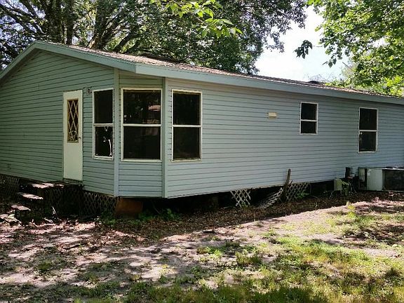 4th image of 19423 Peyton Pl