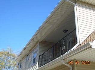 2549-2551 S 68th St #2B-1BA, Milwaukee, WI 53219