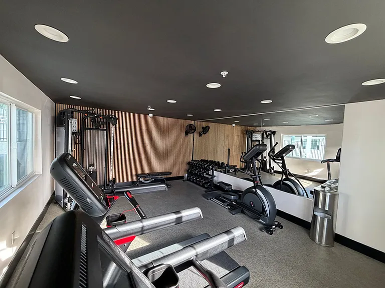 The Flats — Photo 8