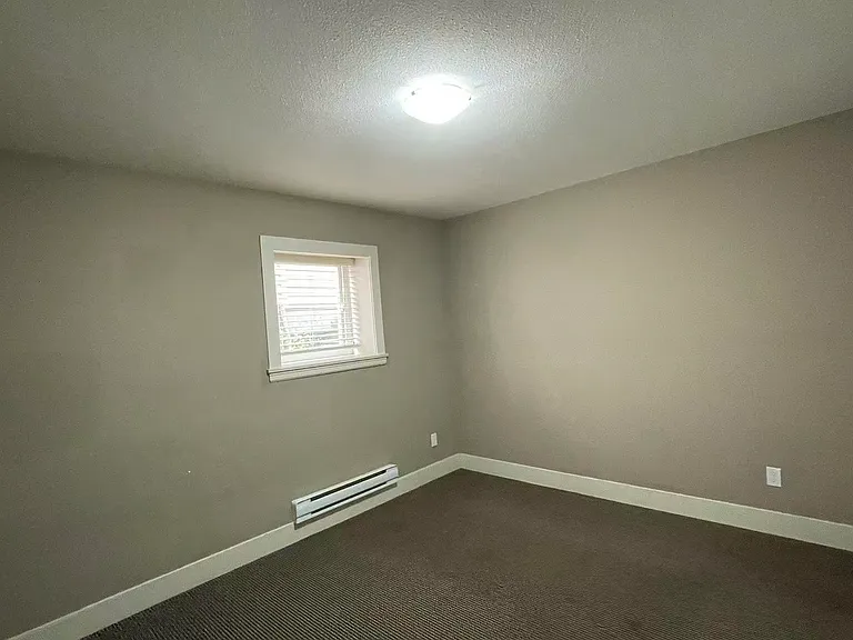 2020X 72nd Ave #BASEMENT — Photo 6