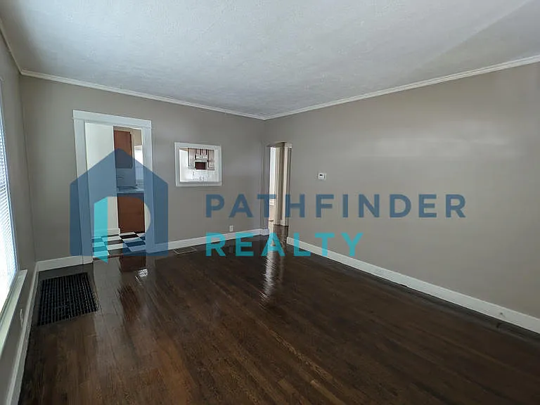 46 W Melford Ave — Photo 3