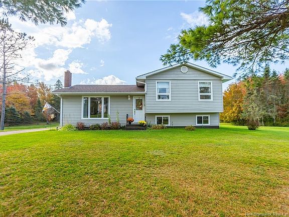 4th image of 166 Mount View Rd