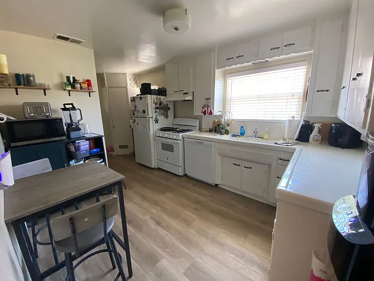4869 Pine St #71 — Photo 8