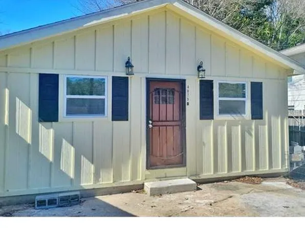 4075 Kenora Dr SW, Atlanta, GA 30331