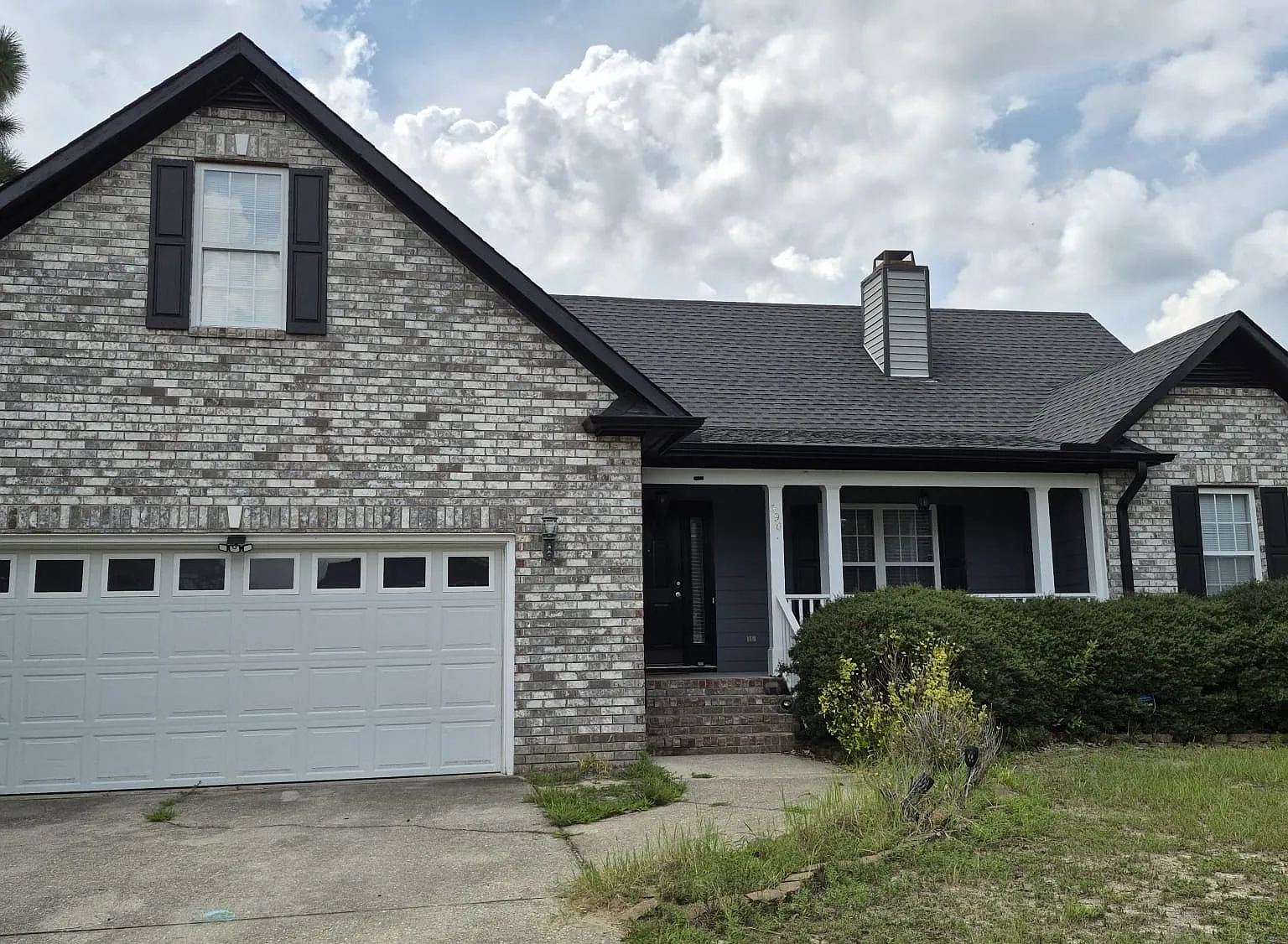 290 Northview Dr — Photo 2