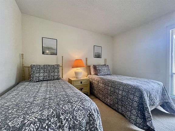 3rd image of 800 Saint Andrews Dr #214
