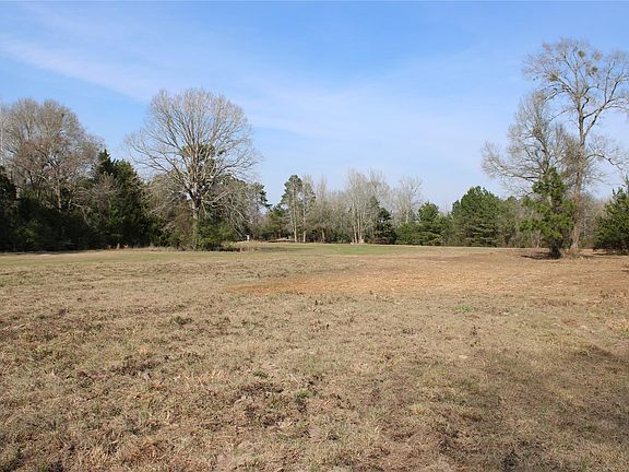 3rd image of 619 Page Rd