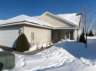 7911 Barrymore Ln, Woodbury, MN 55125