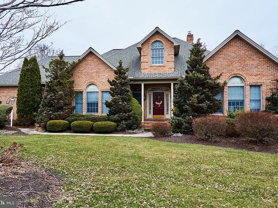 1st image of 6 N Alydar Blvd
