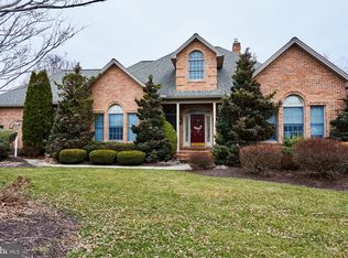 6 N Alydar Blvd, Dillsburg, PA